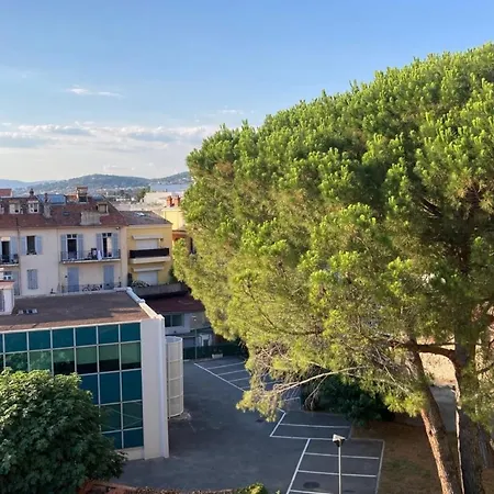 Apartment Cosy Center Beaches Shopping And Congresses Live In Merle *